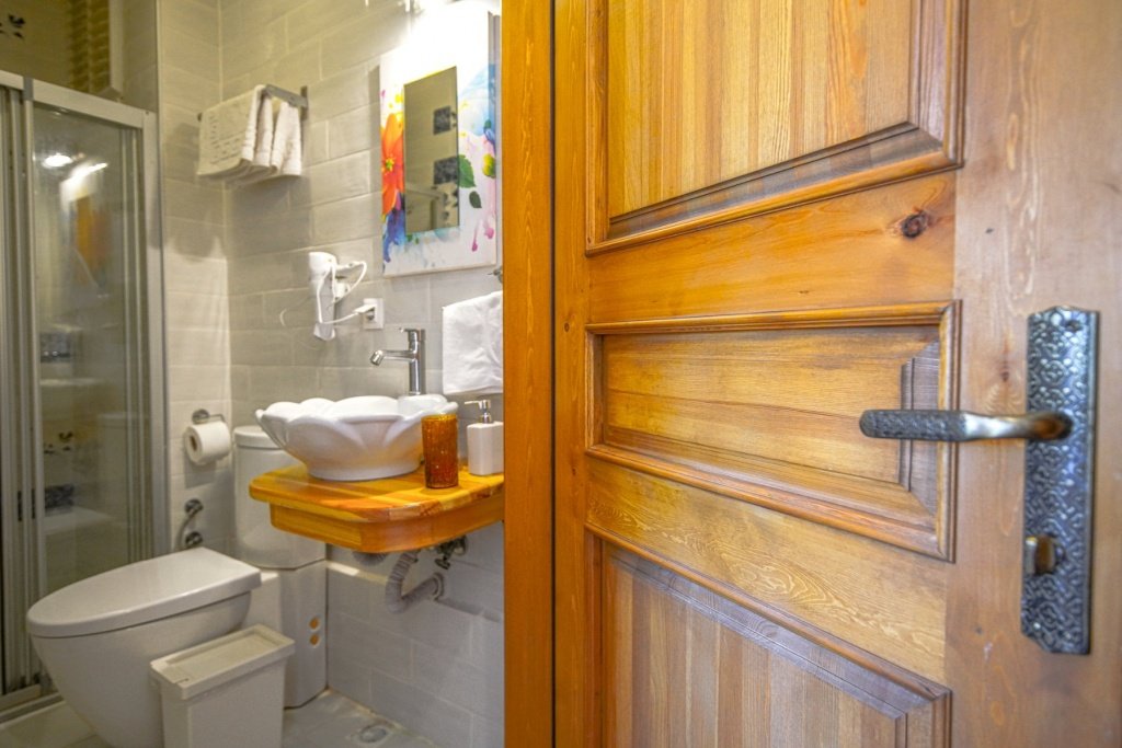 Comfort Suit Şehir Manzaralı Oda 4 görseli
